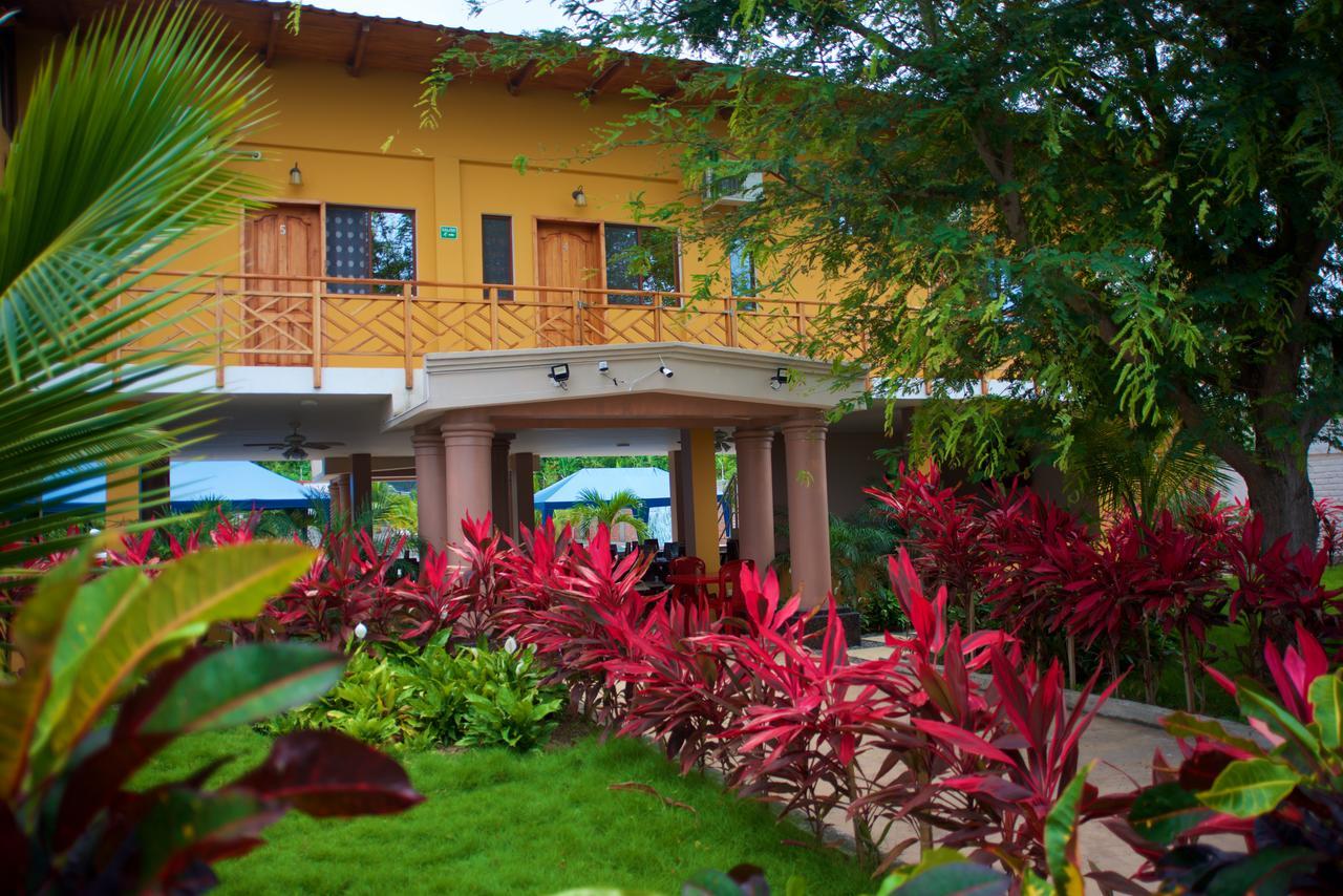 Hotel Soberao Esmeraldas Exterior foto